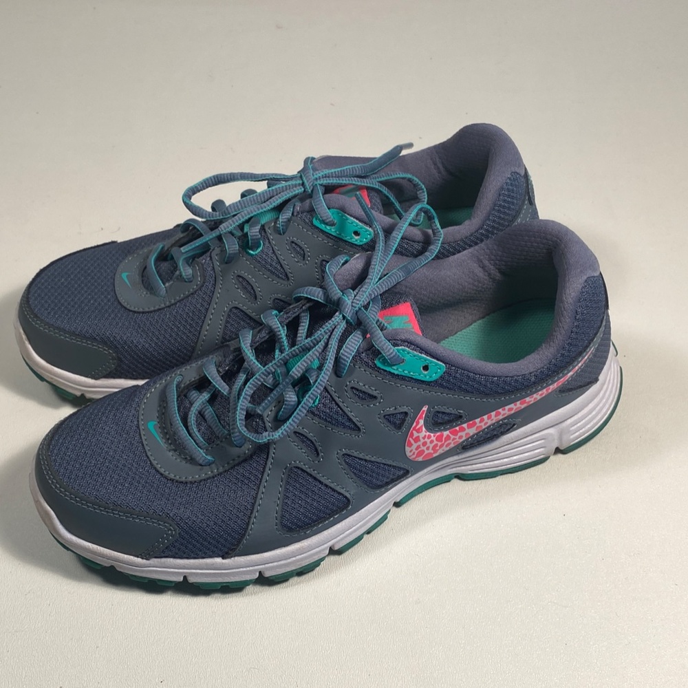 Nike Revolution 2 Athletic Shoes Women Size 9 - Picture 3 of 8